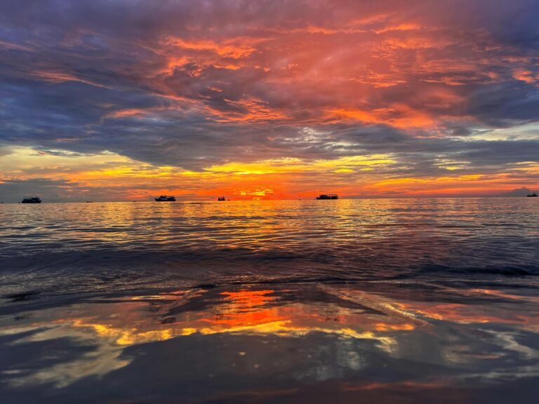 koh tao low season - cloudy beach photo at sunset